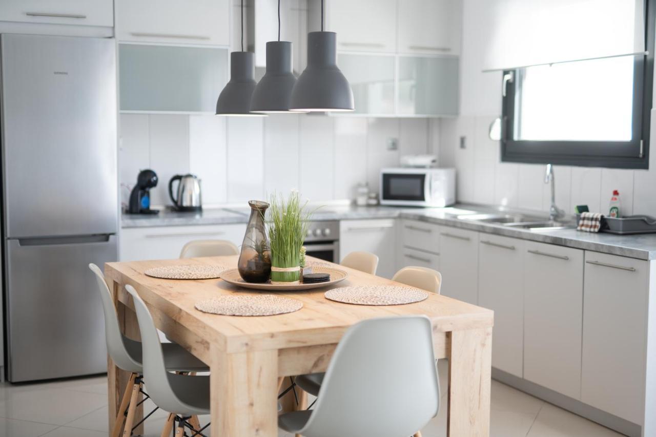 Aelia Apartments Néa Péramos 외부 사진