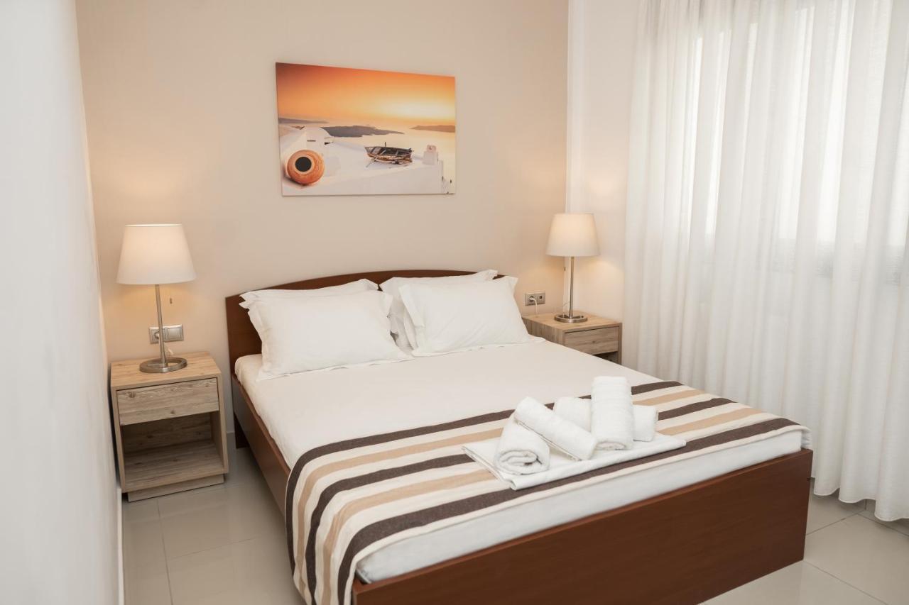 Aelia Apartments Néa Péramos 외부 사진