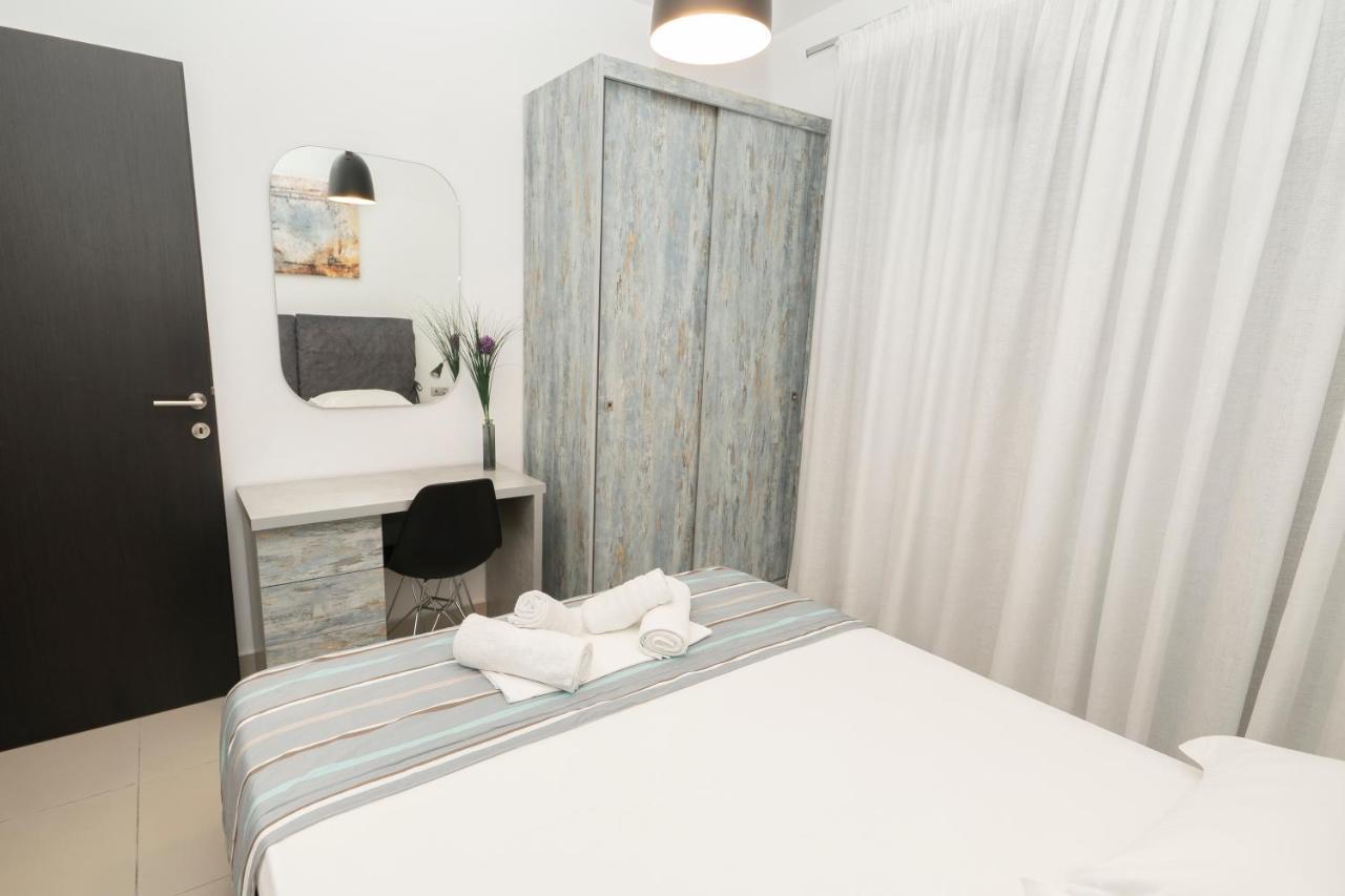 Aelia Apartments Néa Péramos 외부 사진