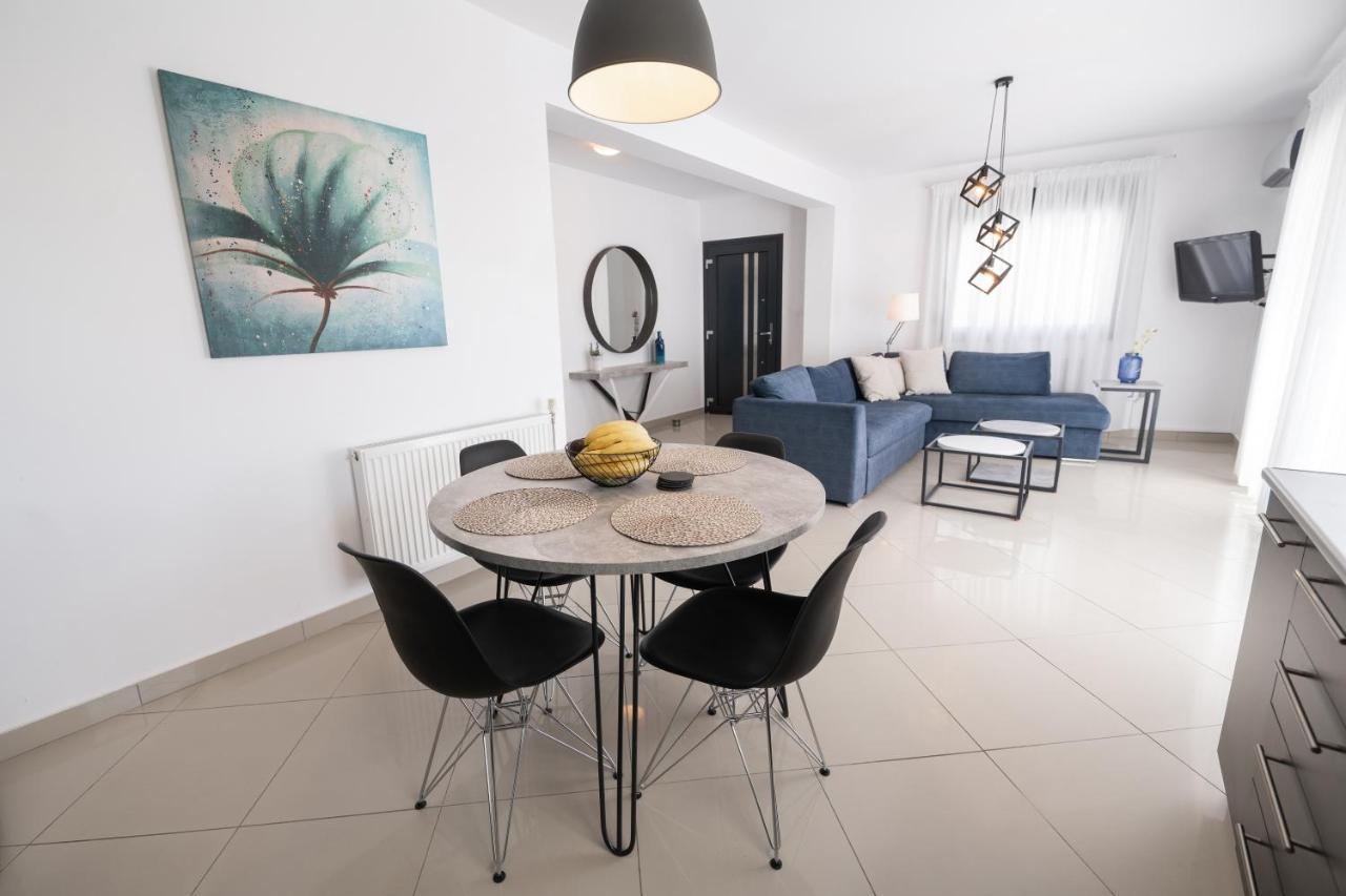 Aelia Apartments Néa Péramos 외부 사진