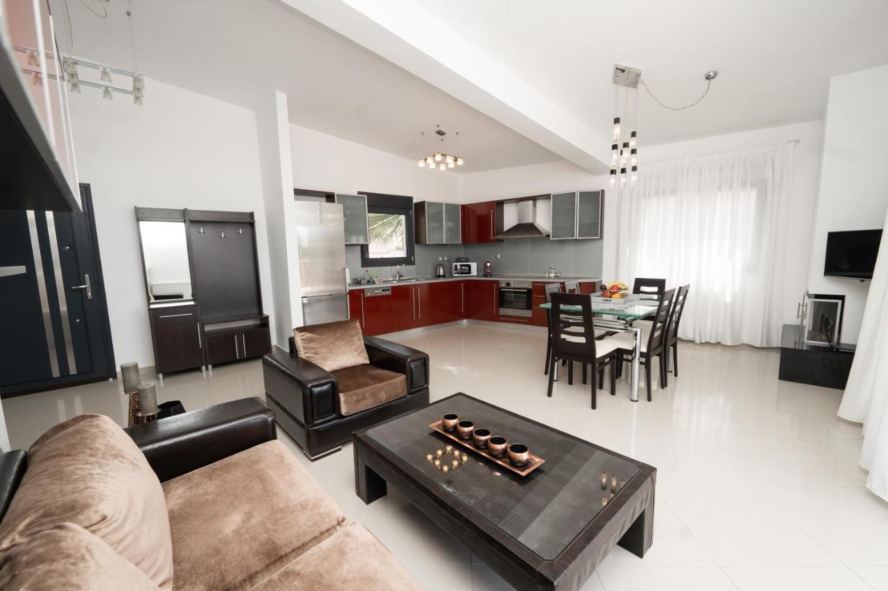 Aelia Apartments Néa Péramos 외부 사진
