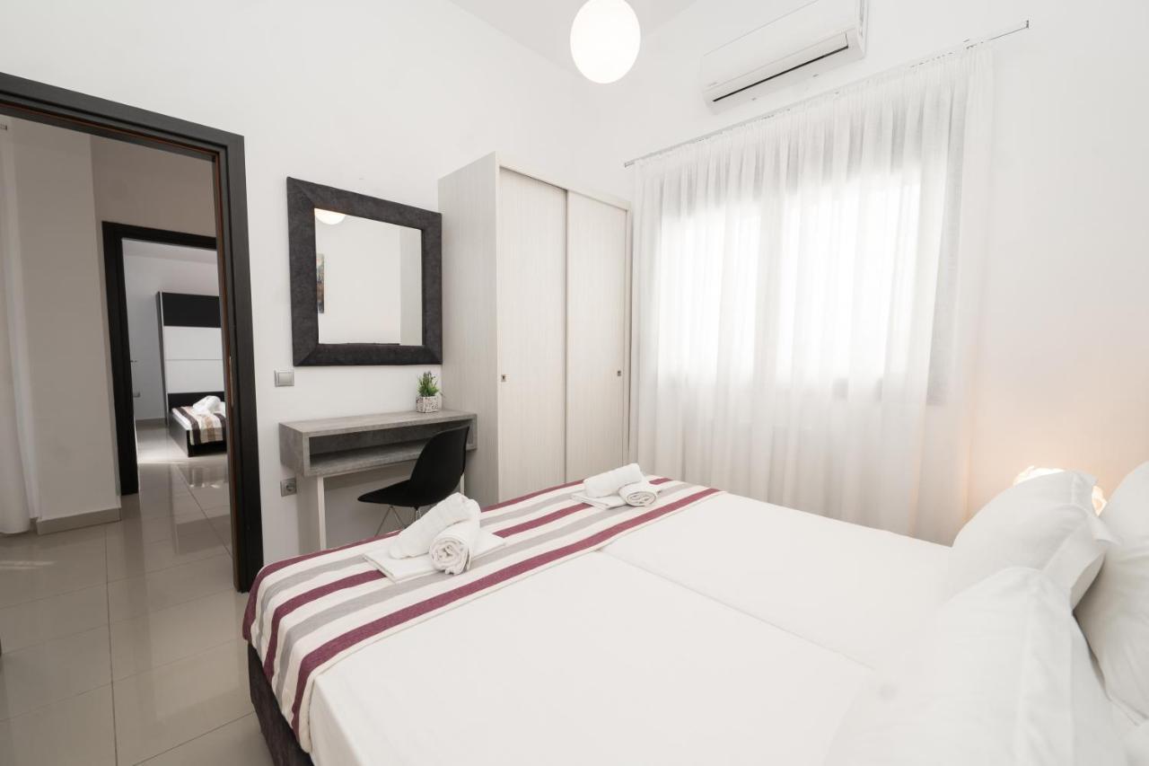 Aelia Apartments Néa Péramos 외부 사진