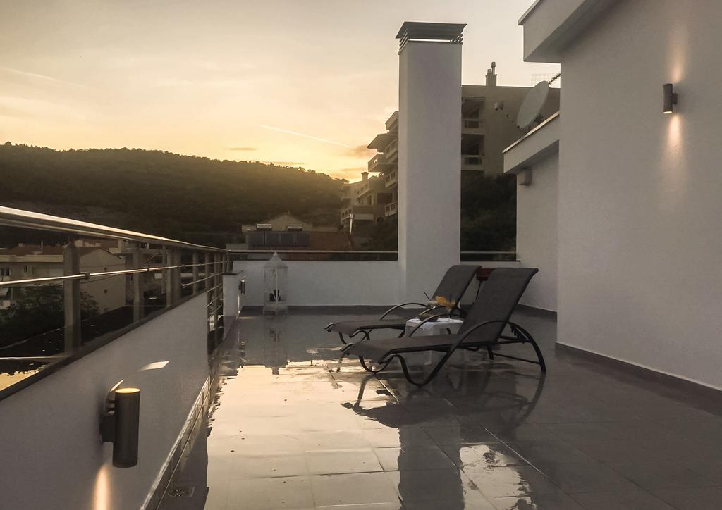 Aelia Apartments Néa Péramos 외부 사진