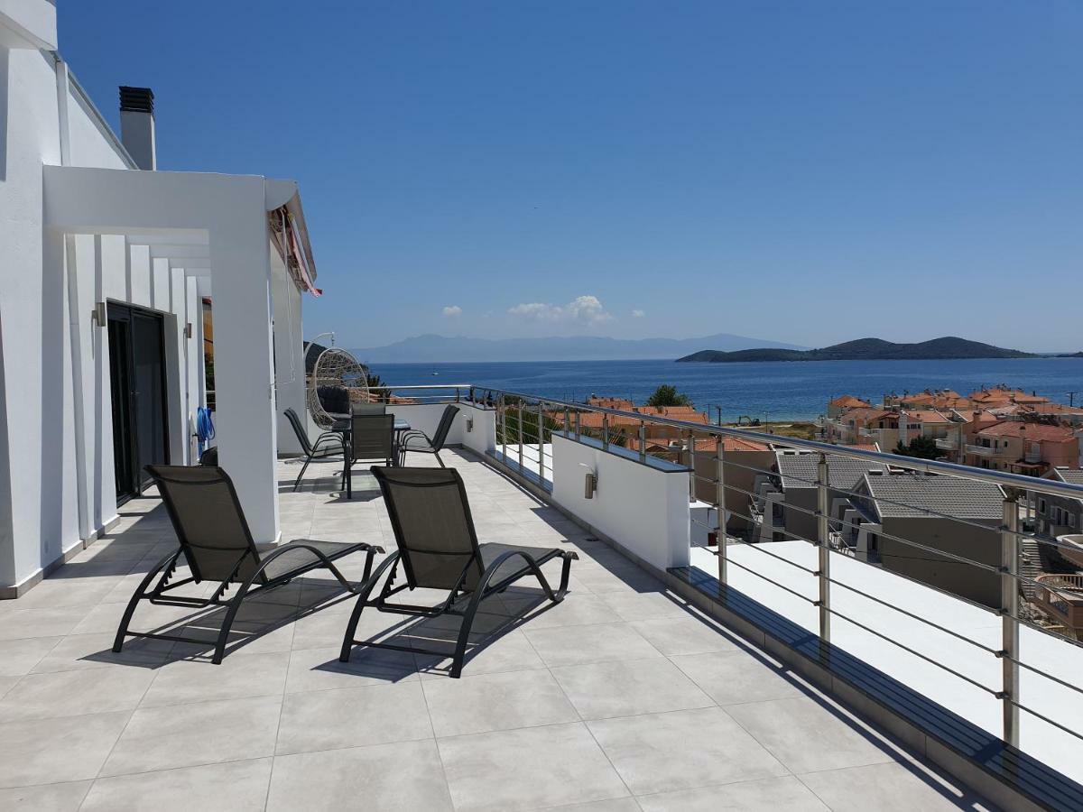 Aelia Apartments Néa Péramos 외부 사진